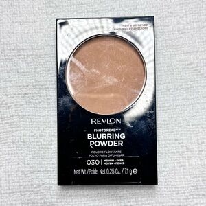 NEW Revlon Photoready Blurring Powder 030